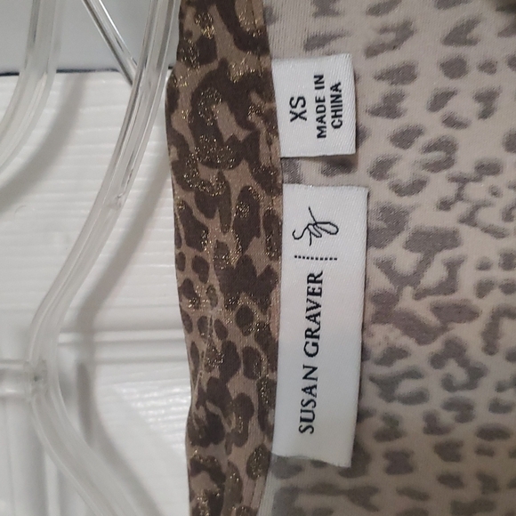 Susan Graver blouse - Picture 2 of 4